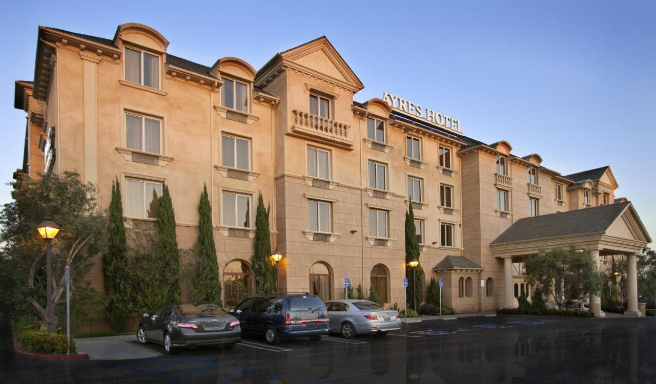 Gallery image of this property