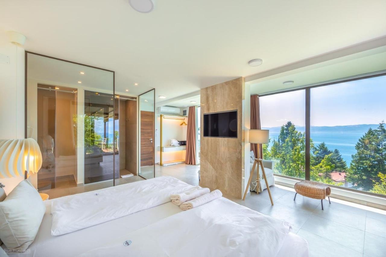 Gallery image of this property
