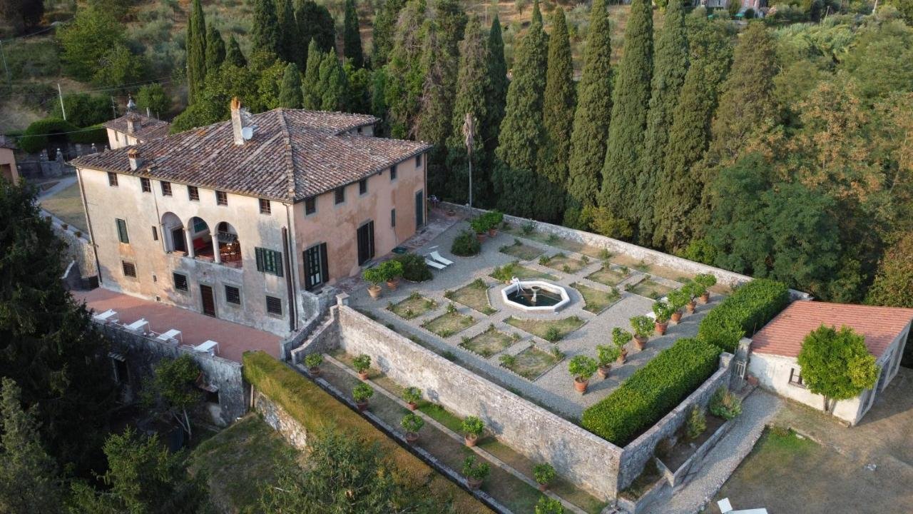 Gallery image of this property