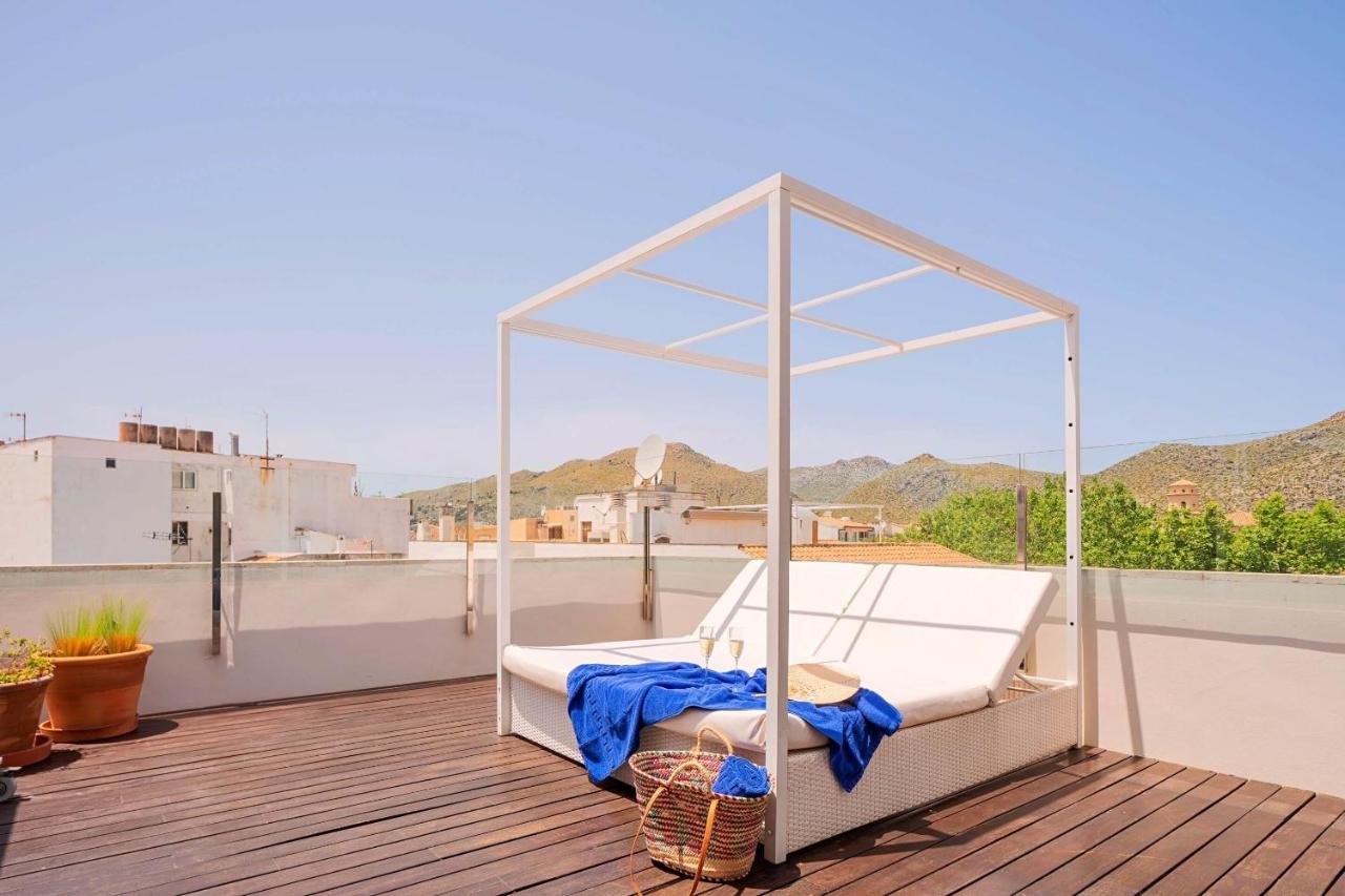 Gallery image of this property