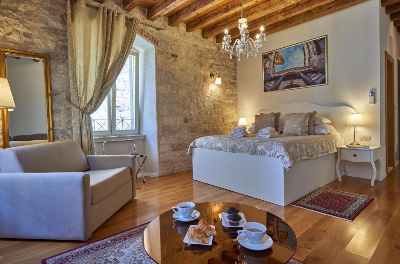 Gallery image of this property