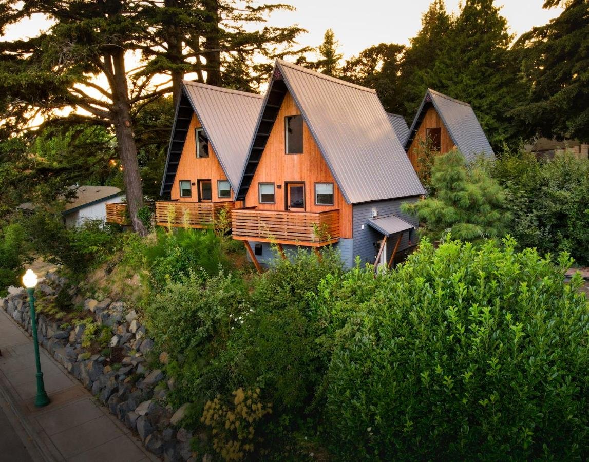 Gallery image of this property