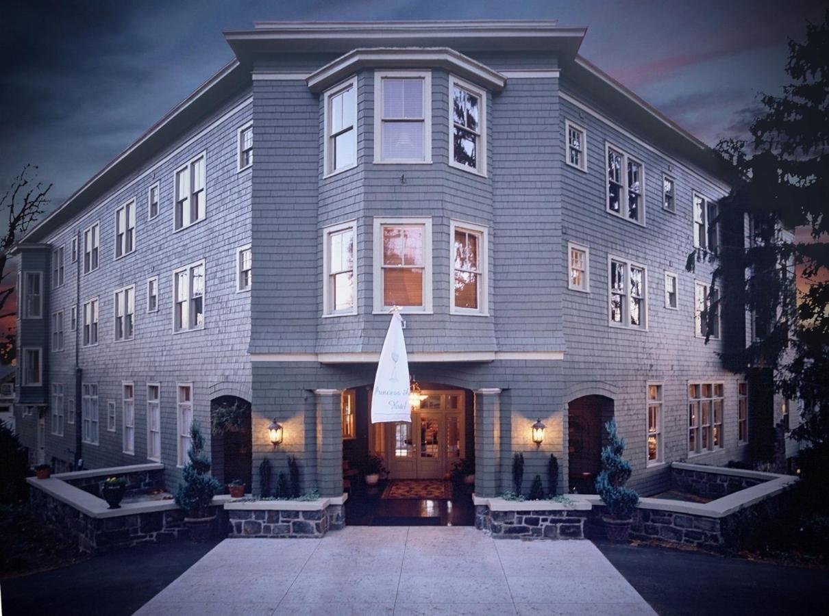 Gallery image of this property