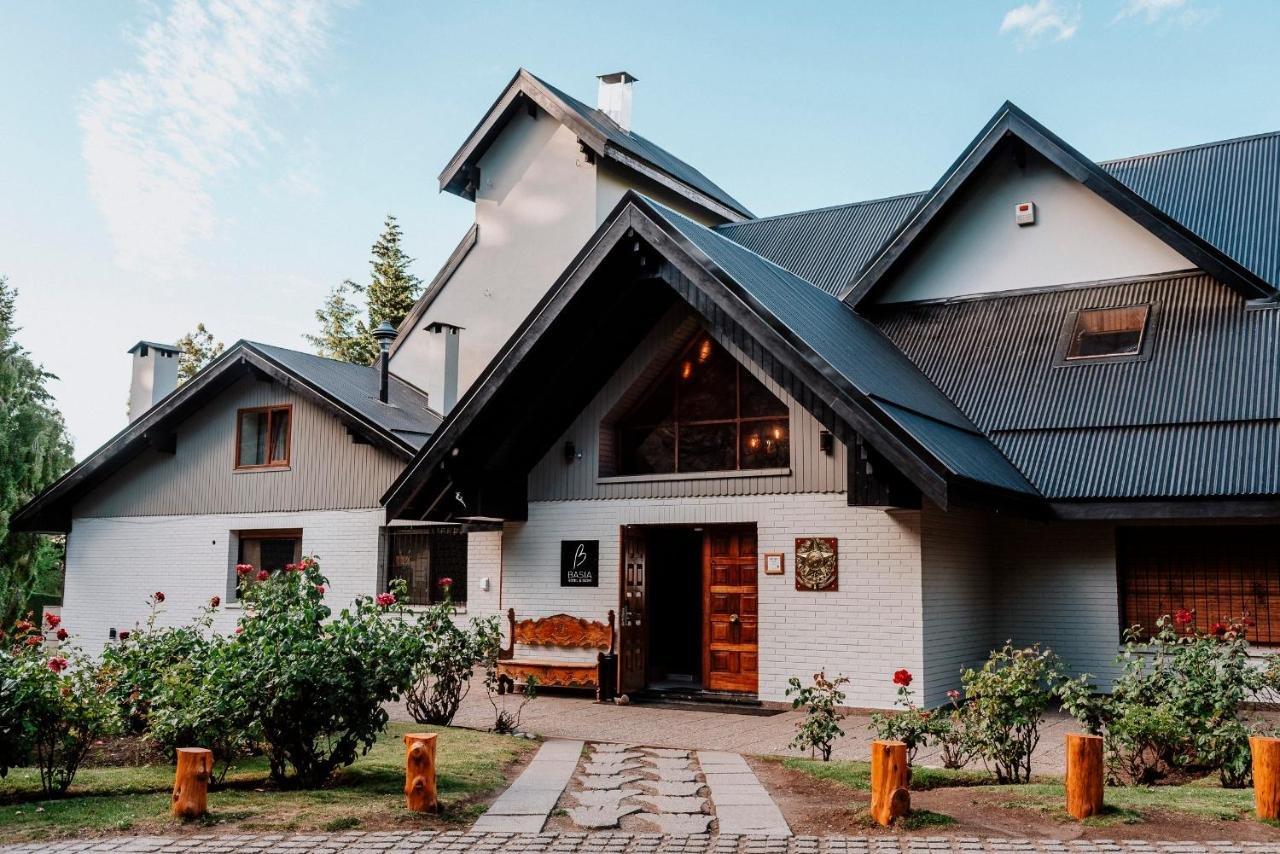 Gallery image of this property