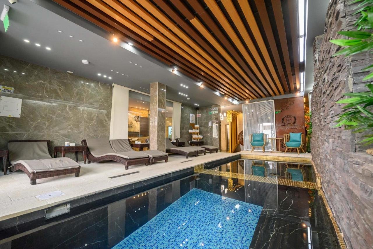 Gallery image of this property