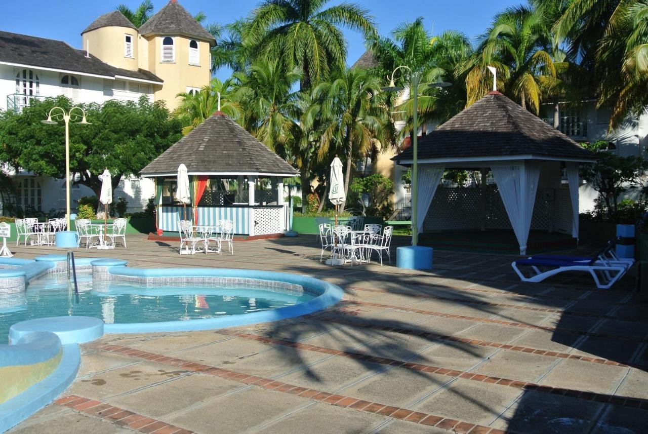 Gallery image of this property
