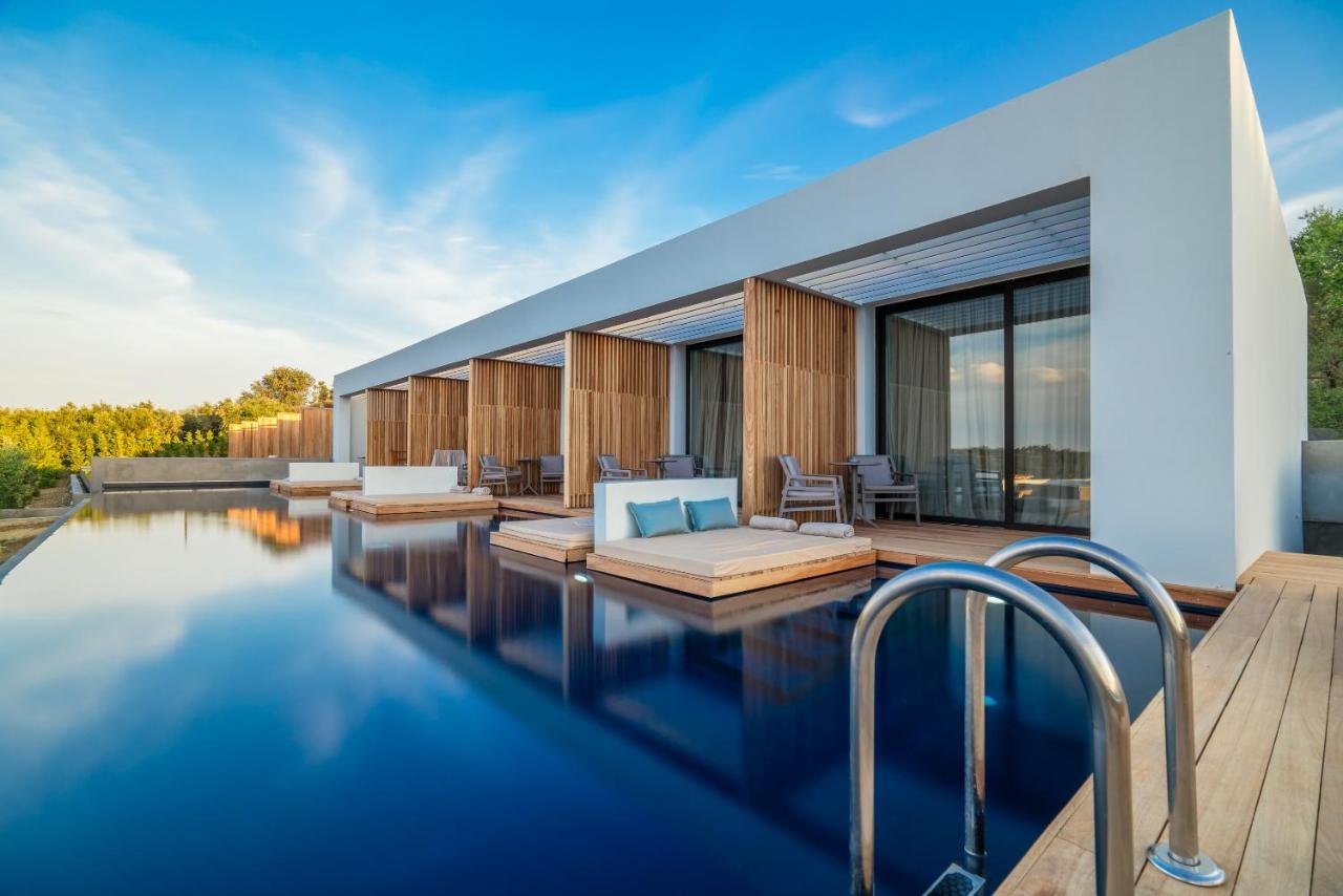 Gallery image of this property