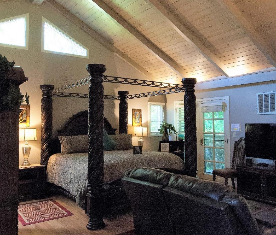 Gallery image of this property