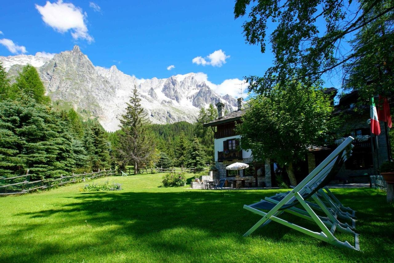 Gallery image of this property