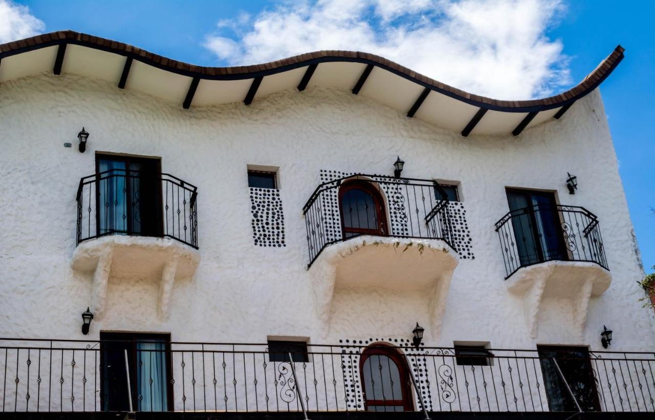 Gallery image of this property