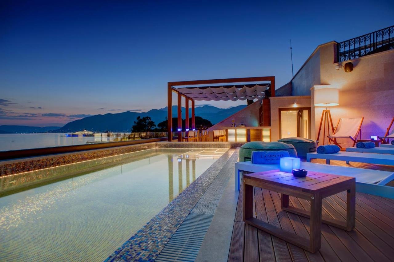 Gallery image of this property