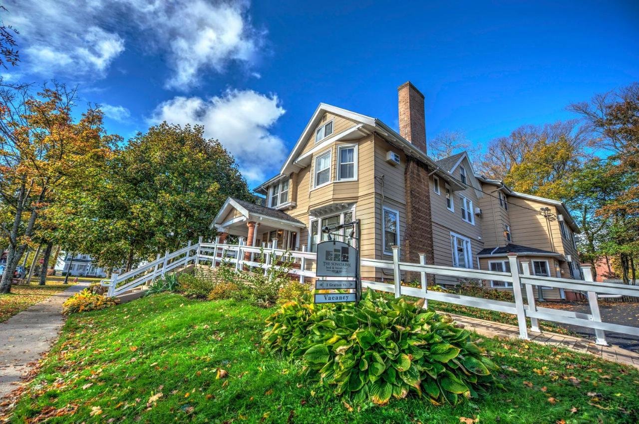 Gallery image of this property