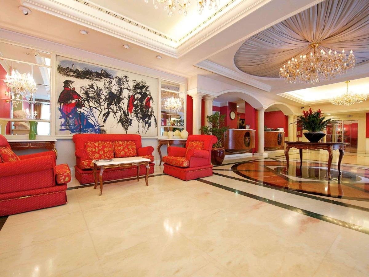 Gallery image of this property
